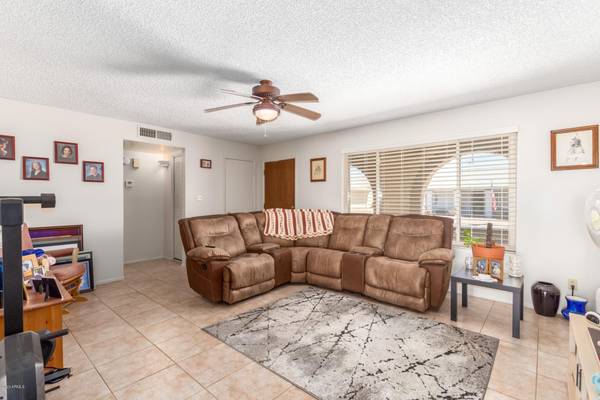 Mesa, AZ 85208,8248 E FARMDALE Drive