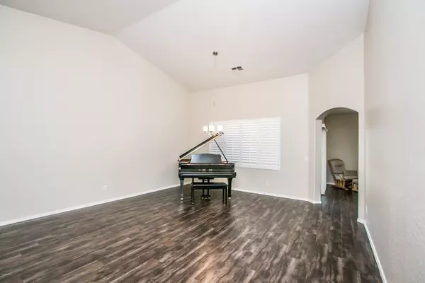 Chandler, AZ 85286,2294 E Iris Court