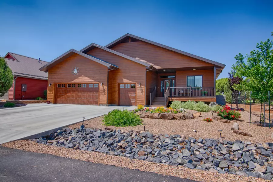 1950 PASSAGE Drive, Show Low, AZ 85901