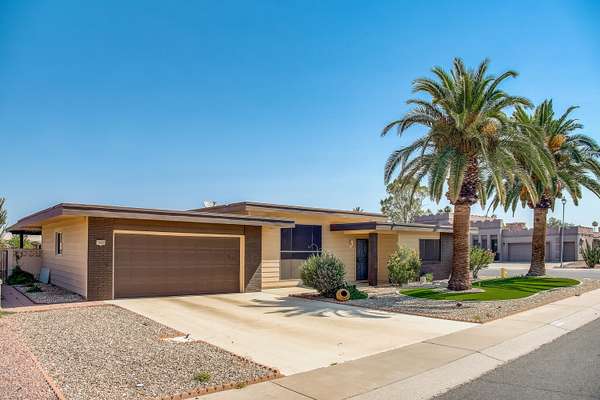 Sun City, AZ 85351,9402 W NEWPORT Drive