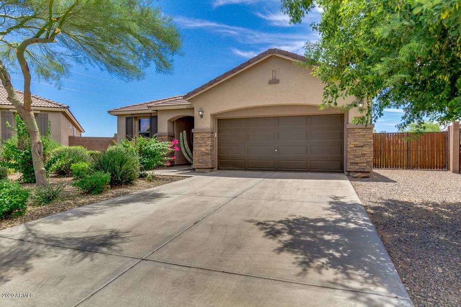 34384 N BARKA Trail, San Tan Valley, AZ 85143