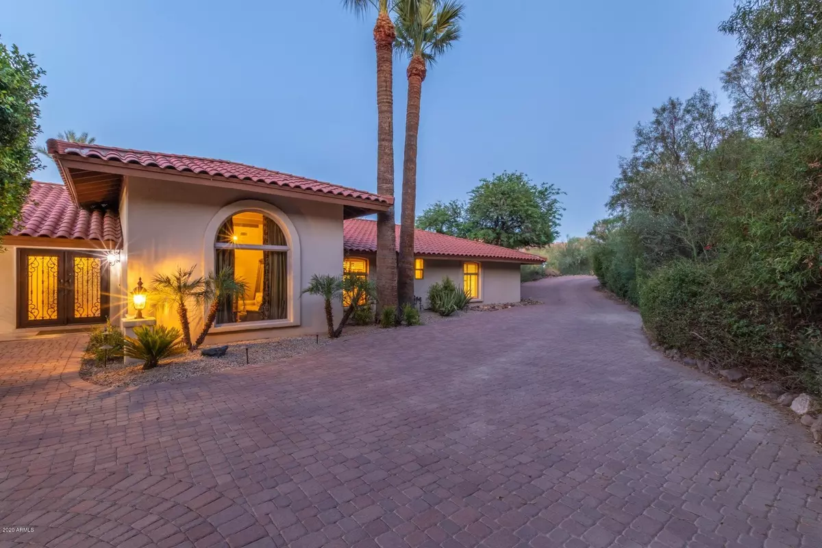 Paradise Valley, AZ 85253,6203 N HOGAHN Circle