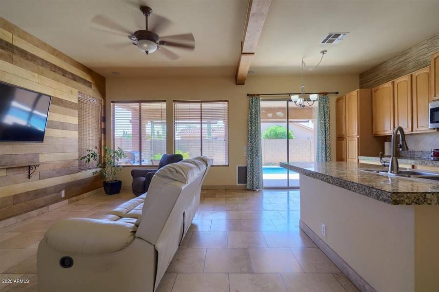 18812 N 60th Lane, Glendale, AZ 85308