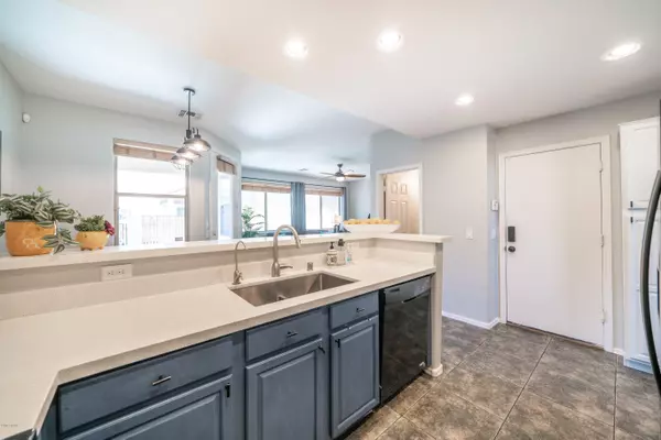 Tempe, AZ 85281,1886 E DON CARLOS Avenue #116