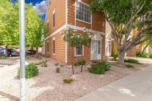 Chandler, AZ 85225,1970 N HARTFORD Street #40