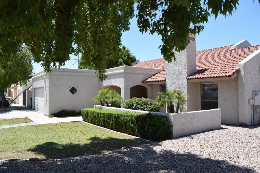 306 W BOXELDER Place, Chandler, AZ 85225