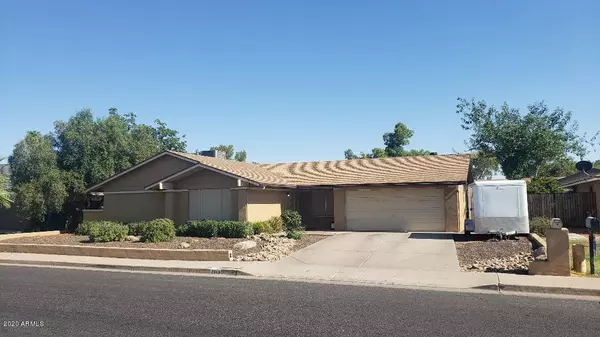 2513 E GARNET Avenue, Mesa, AZ 85204