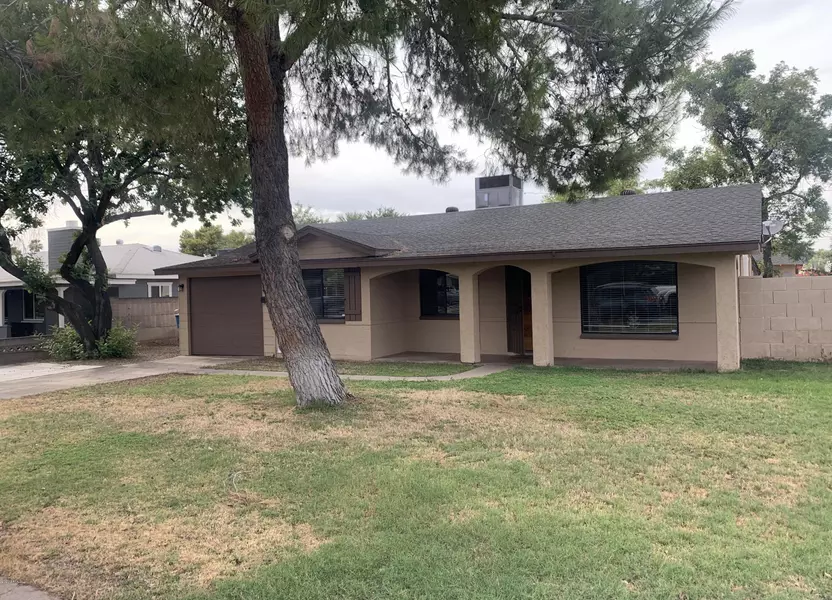 2108 E MITCHELL Drive, Phoenix, AZ 85016