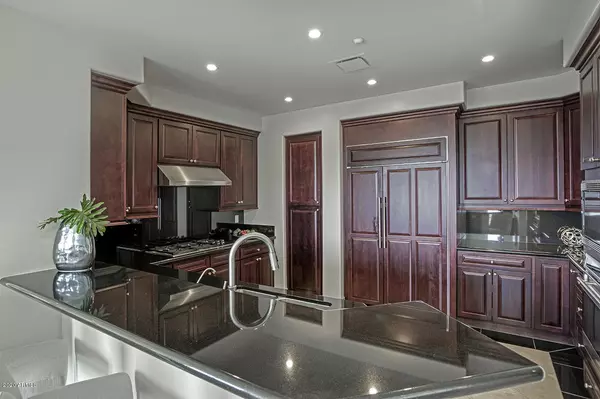 Scottsdale, AZ 85254,15802 N 71ST Street #552
