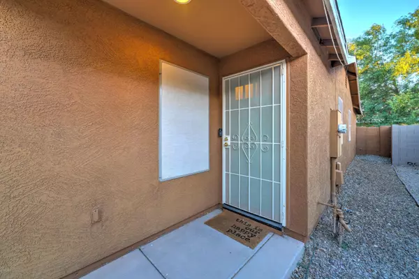 San Tan Valley, AZ 85140,2585 E MEADOW MIST Lane