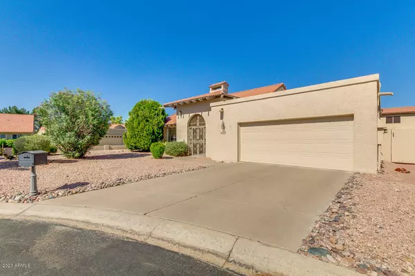 Phoenix, AZ 85028,4327 E LUPINE Avenue