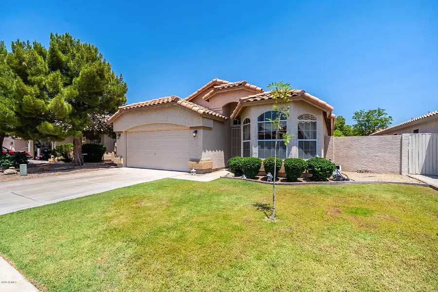 7940 W TARO Lane, Glendale, AZ 85308