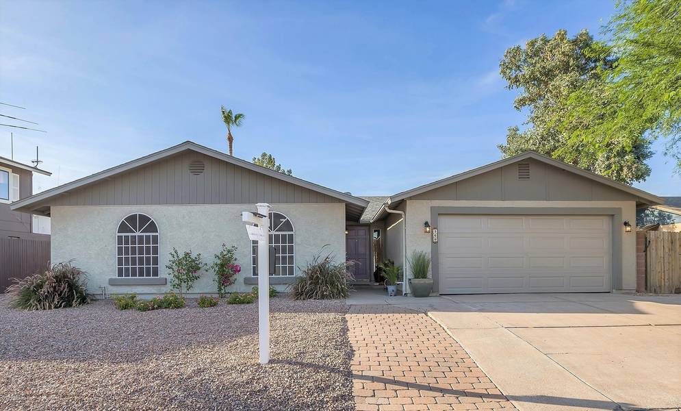 566 W PANTERA Avenue, Mesa, AZ 85210