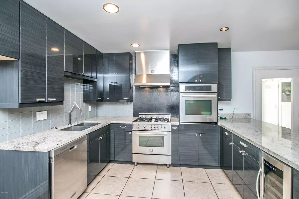 Tempe, AZ 85282,1117 E GENEVA Drive