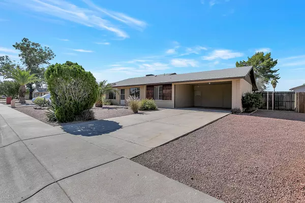 1641 W TOPEKA Drive, Phoenix, AZ 85027