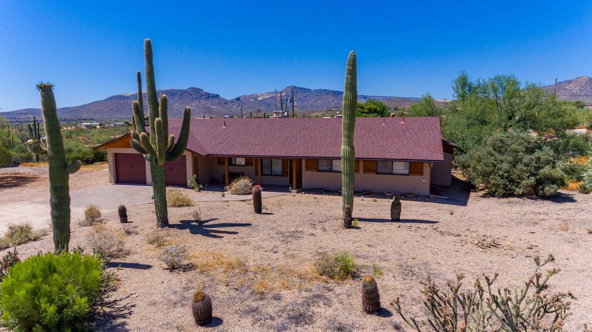 Cave Creek, AZ 85331,6444 E HIGHLAND Road