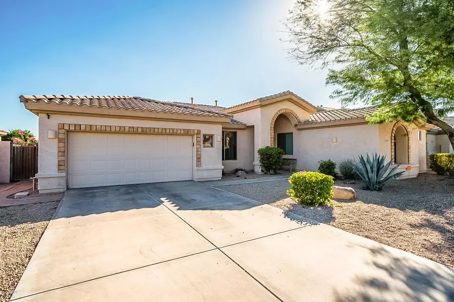 14669 W HILLSIDE Street, Goodyear, AZ 85395