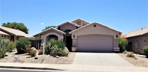 6055 E ROCHELLE Street, Mesa, AZ 85215