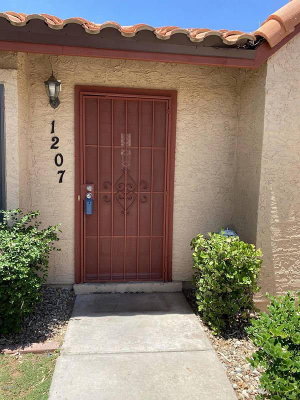 Scottsdale, AZ 85254,4901 E KELTON Lane #1207