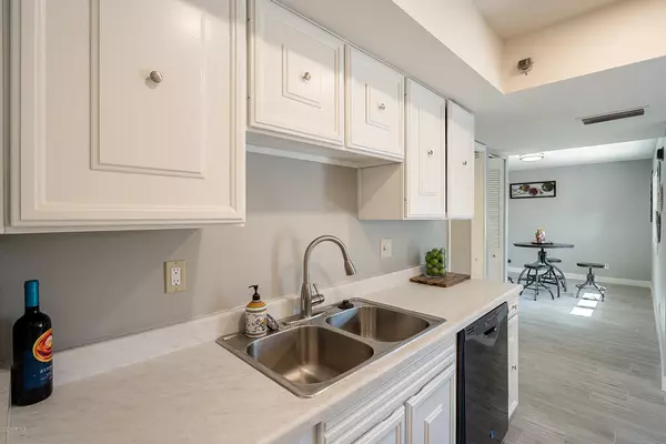 Tempe, AZ 85282,3343 S POPLAR Street