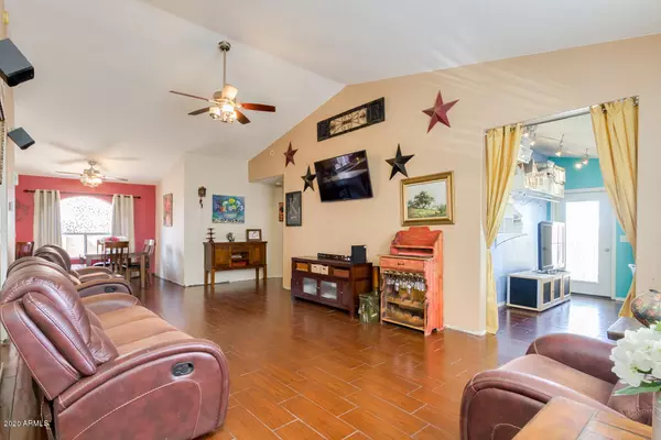 Tempe, AZ 85284,9347 S PARKSIDE Drive