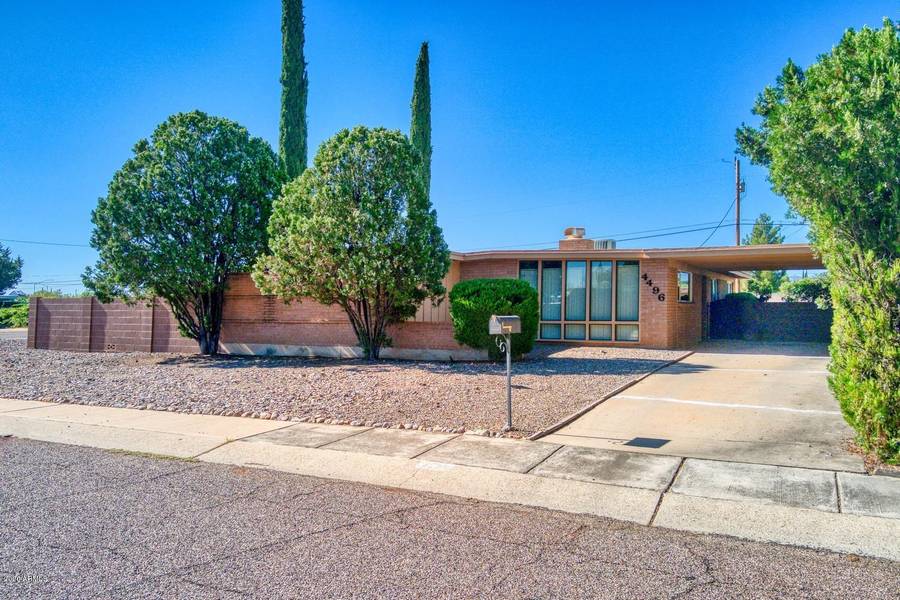 4496 Pine Place, Sierra Vista, AZ 85635