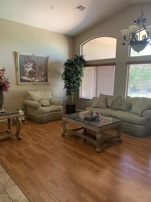 Tolleson, AZ 85353,10318 W Odeum Lane