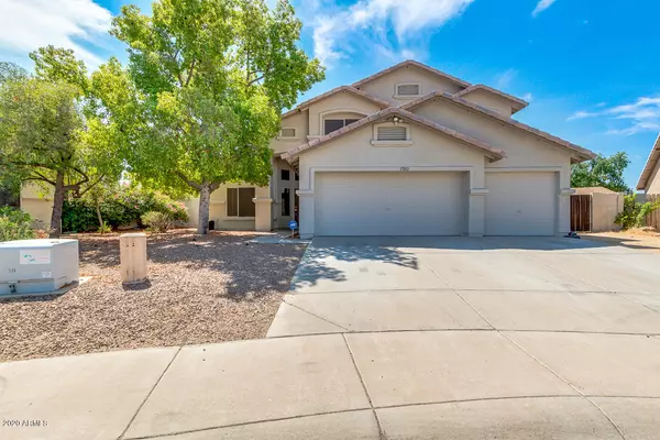 7953 W RANCHO Drive, Glendale, AZ 85303