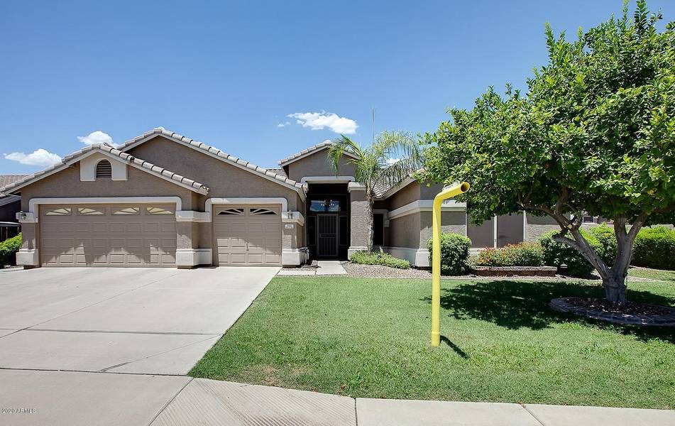 722 W JOHNSON Drive, Gilbert, AZ 85233