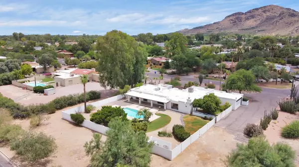 Paradise Valley, AZ 85253,5440 E VIA LOS CABALLOS --