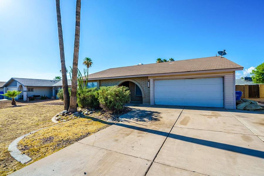 3638 W Grovers Avenue, Glendale, AZ 85308