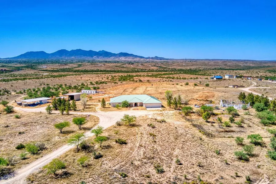 25400 E Old Dusty Trail, Benson, AZ 85602