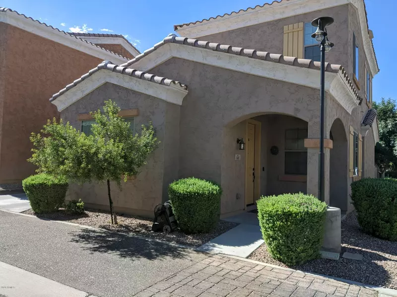 1691 S DESERT VIEW Place, Apache Junction, AZ 85120