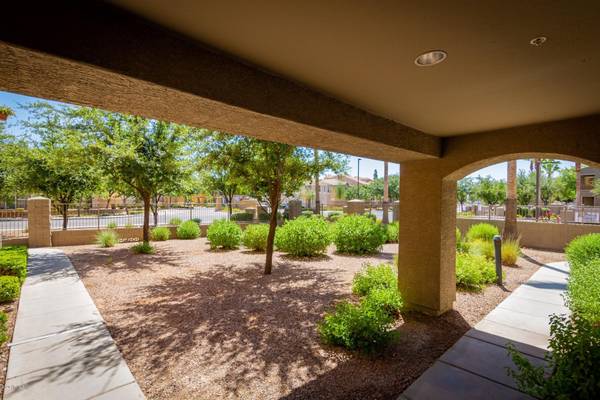 Gilbert, AZ 85233,240 W JUNIPER Avenue #1002