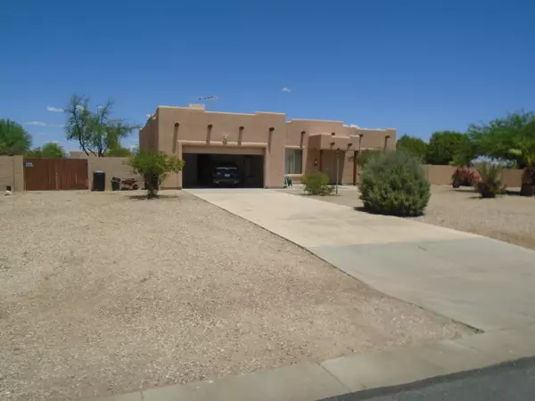 24518 W QUAILS NEST Lane, Wittmann, AZ 85361