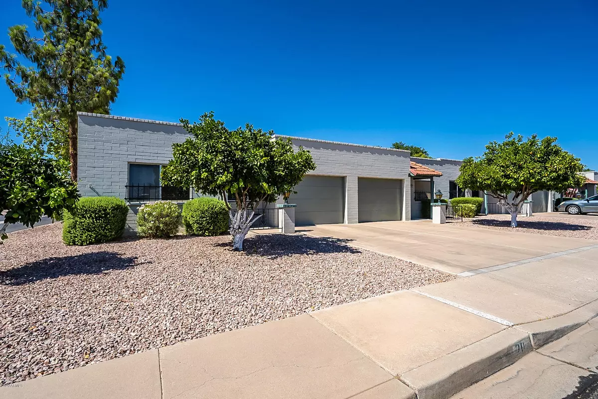 Mesa, AZ 85206,4328 E CAPRI Avenue #207