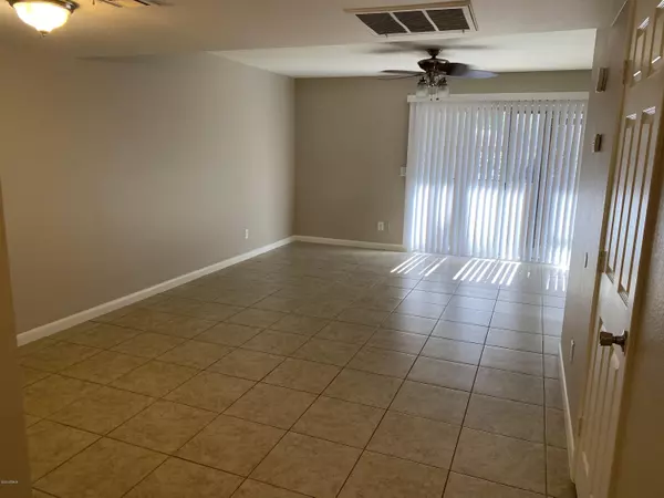 Phoenix, AZ 85029,1601 W SUNNYSIDE Drive #152