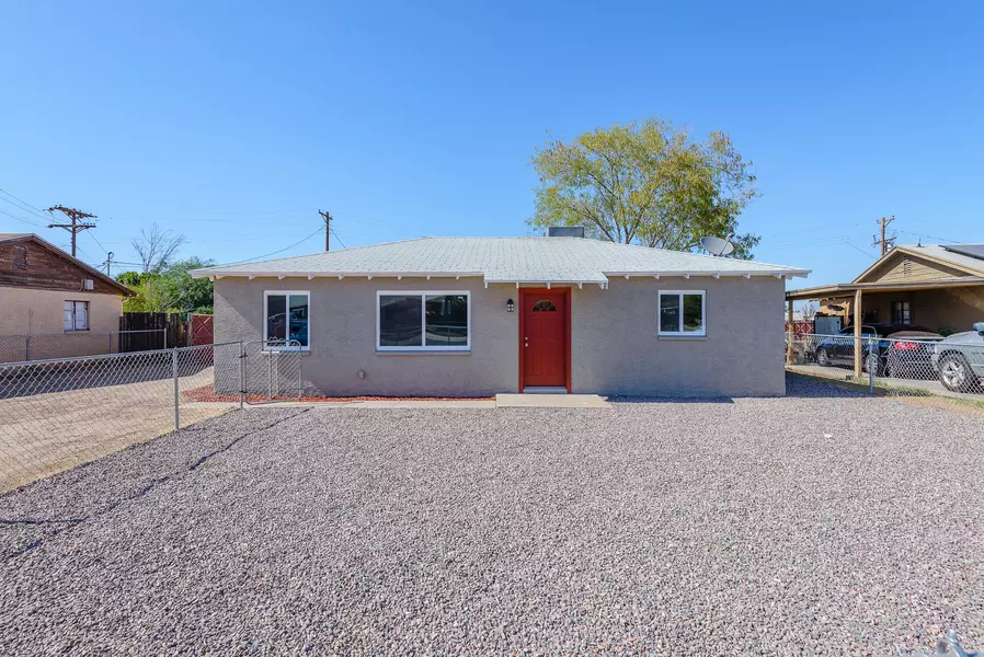 1648 E SUNLAND Avenue, Phoenix, AZ 85040