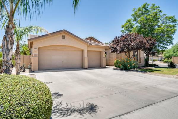 Chandler, AZ 85249,2401 E BELLERIVE Place