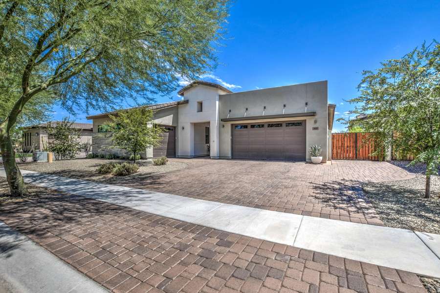 3835 E CRESCENT Place, Chandler, AZ 85249