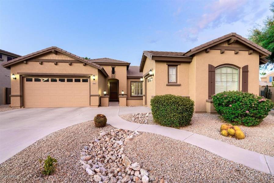 4381 S SUMMIT Street, Gilbert, AZ 85297