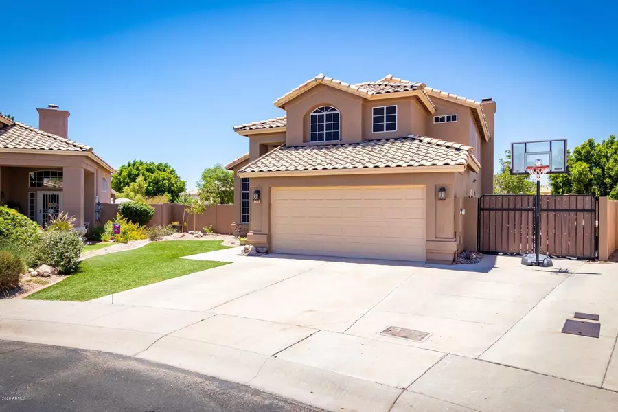 7423 W HILL Lane, Glendale, AZ 85310