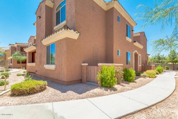 Chandler, AZ 85225,900 S CANAL Drive #220