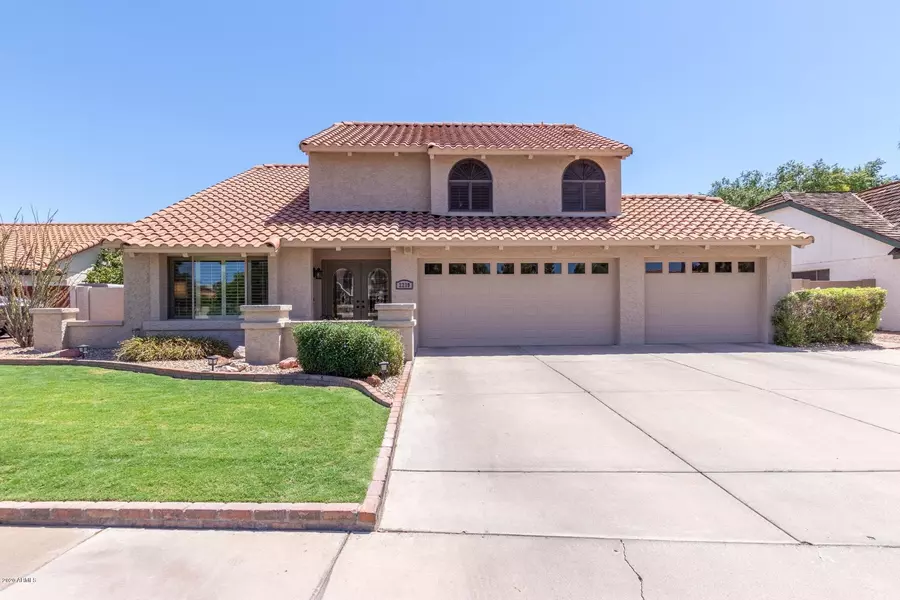 2239 W LOBO Circle, Mesa, AZ 85202