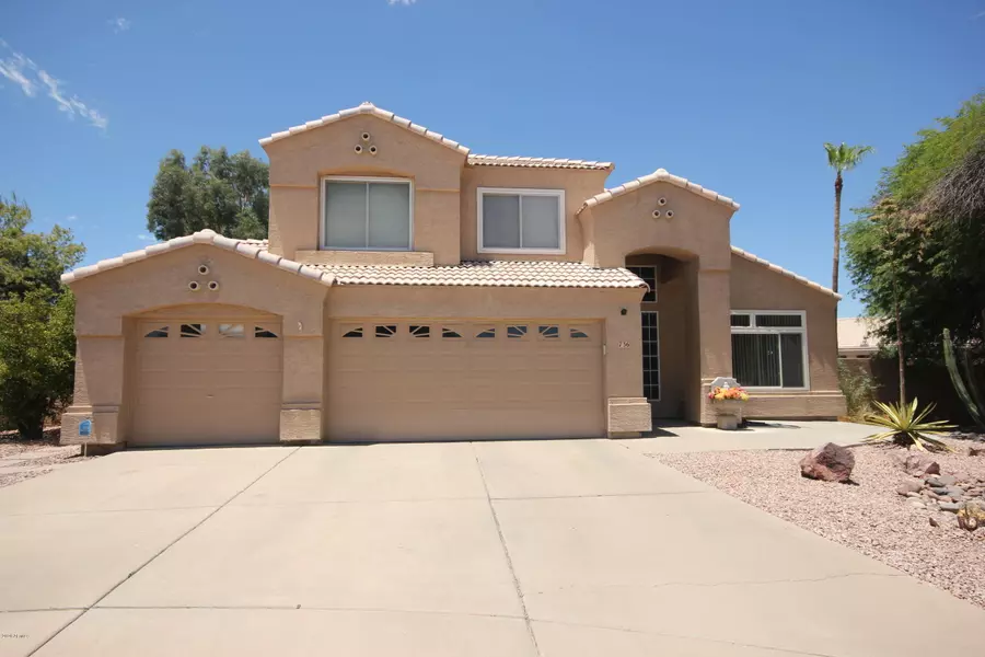 736 S BALBOA Circle, Mesa, AZ 85206