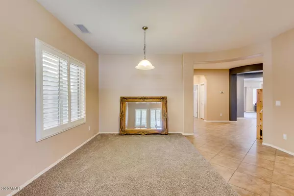 San Tan Valley, AZ 85140,875 E VOLK Lane