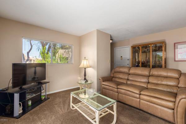 Scottsdale, AZ 85250,7436 E CHAPARRAL Road #B240