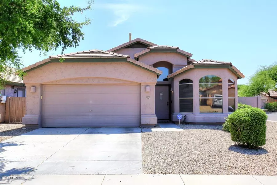 4407 E MOSSMAN Road, Phoenix, AZ 85050