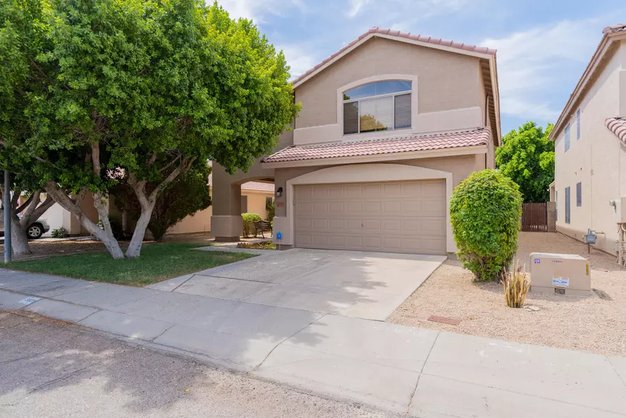 3829 W VILLA LINDA Drive, Glendale, AZ 85310