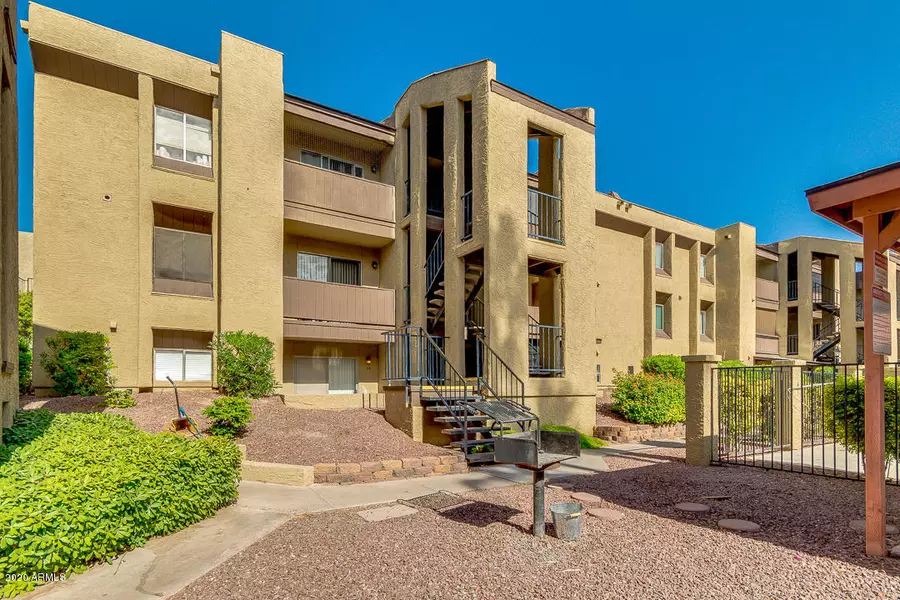 461 W HOLMES Avenue #116, Mesa, AZ 85210